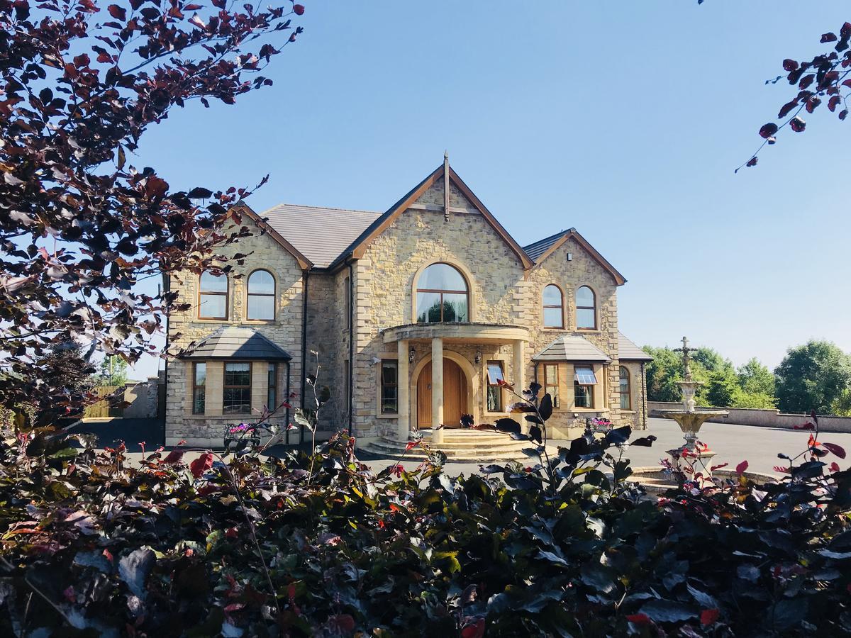 Bed and Breakfast Beechtree Manor Cullybackey Exteriér fotografie